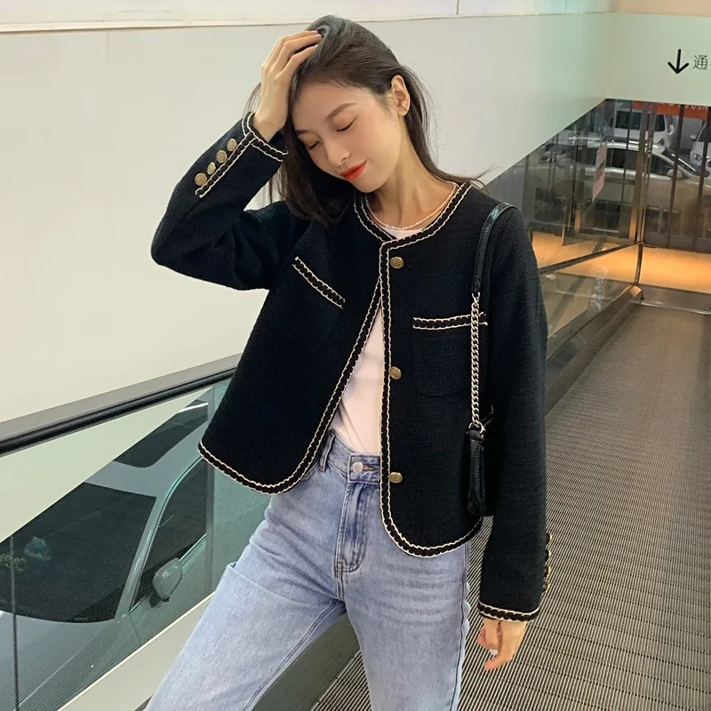 2023 Spring French Pure Black Short Tweed Celebrity Little Fragrant Style Short Suit Short Coat Women's Trend
2023 Spring French Pure Black Short Tweed Celebrity Little Fragrant Style Short Suit Short Coat Women's Trend