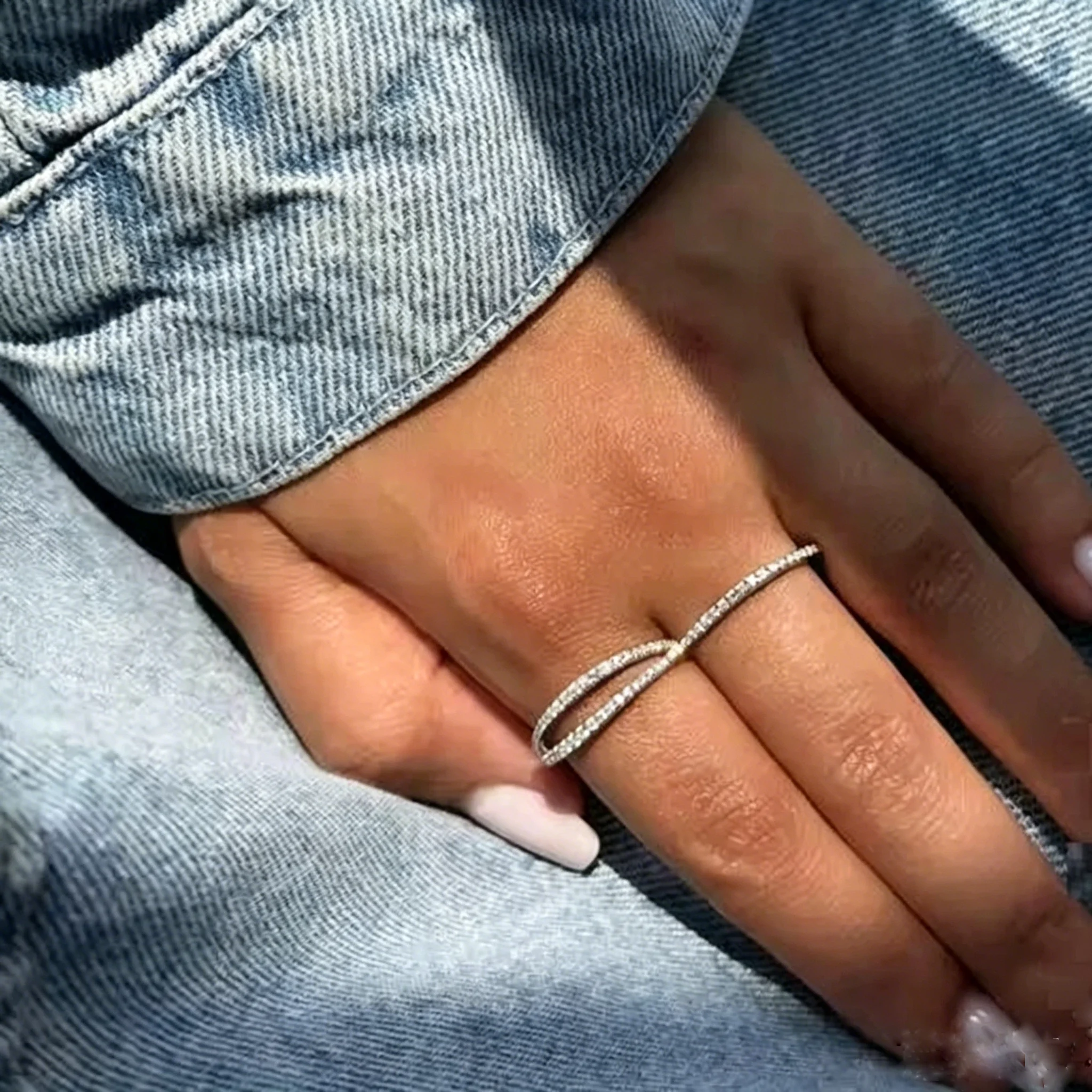 2026 New Fashion High Quality Micro Paved CZ Cubic Zirconia Double Finger Ring for Women Fashion Jewelry Accessories
2026 New Fashion High Quality Micro Paved CZ Cubic Zirconia Double Finger Ring for Women Fashion Jewelry Accessories