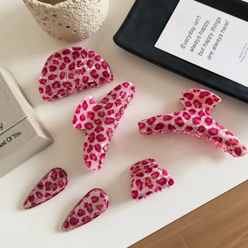 Fashion Korean Pink Leopard Acrylic Hair Claw Medium Size Back Head Updo Clip for Women Strong Hold Non Slip Versatile Daily
Fashion Korean Pink Leopard Acrylic Hair Claw Medium Size Back Head Updo Clip for Women Strong Hold Non Slip Versatile Daily