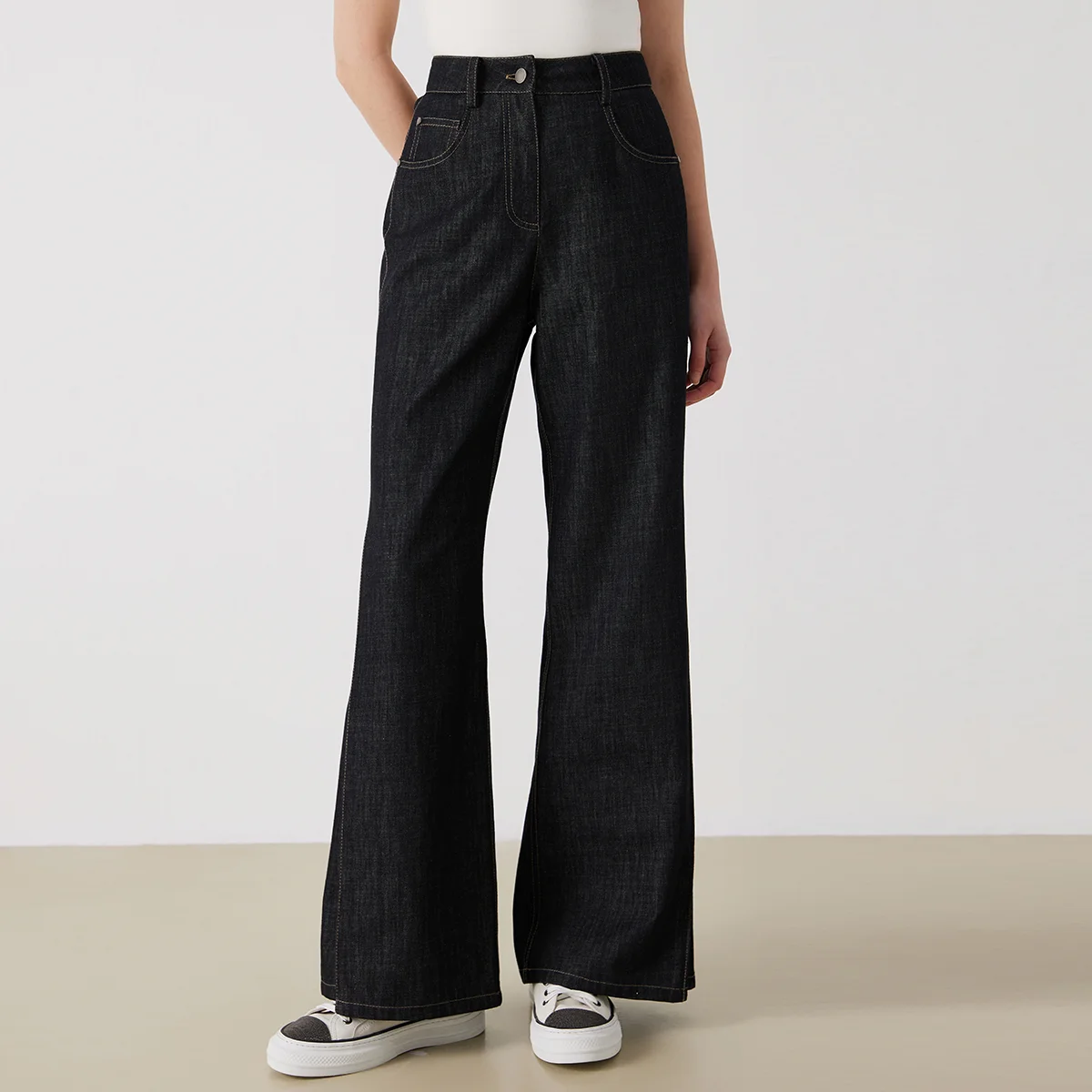 KX7513240 Women's High-Waisted Wide-Leg Pants Mixed Cotton Medium Quality Denim Fabric for Casual Fashionable Clothing
KX7513240 Women's High-Waisted Wide-Leg Pants Mixed Cotton Medium Quality Denim Fabric for Casual Fashionable Clothing