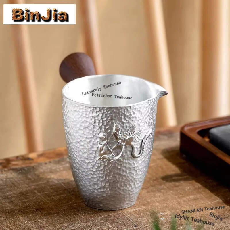 Ручная работа, чистый жестяной молоток, кувшин для чая с лотосом, элегантная кружка с боковой ручкой, чашка для дома Cha Hai, товары для чая
Ручная работа, чистый жестяной молоток, кувшин для чая с лотосом, элегантная кружка с боковой ручкой, чашка для дома Cha Hai, товары для чая