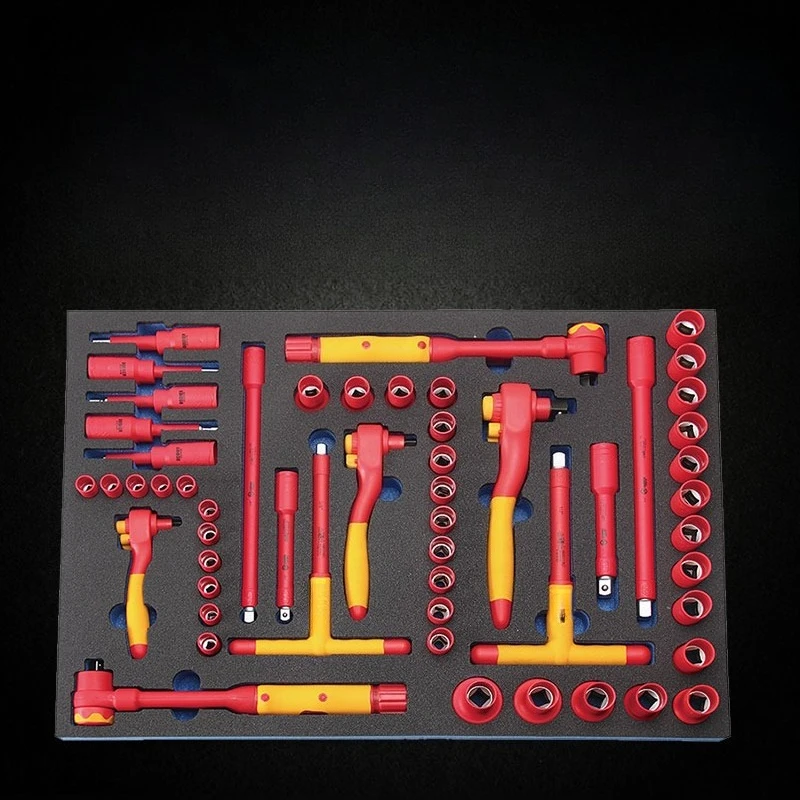 Insulation sleeve set, electrical maintenance tool set