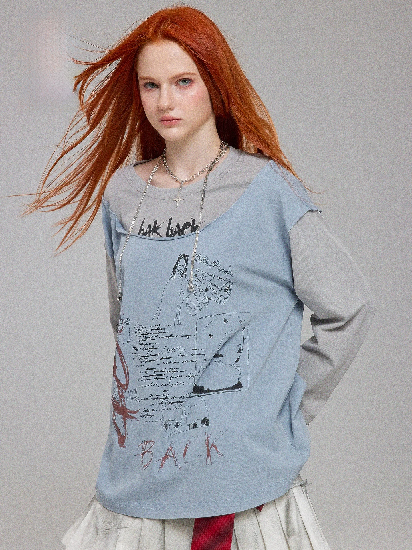 Original Design 'Old Story Graffiti' Light Cotton Washed Printed Sweatshirt Hemline Frayed Two-Piece Effect Ladies T-shirt
Original Design 'Old Story Graffiti' Light Cotton Washed Printed Sweatshirt Hemline Frayed Two-Piece Effect Ladies T-shirt