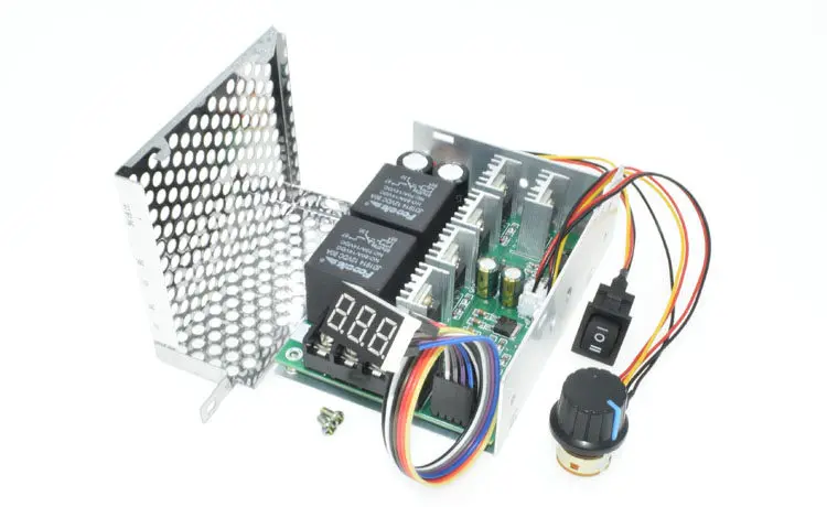 Электронный регулятор скорости с ШИМ, драйвер матового двигателя постоянного тока с переключателем вперед и назад для систем 12 В 24 В 36 В 48 В
Электронный регулятор скорости с ШИМ, драйвер матового двигателя постоянного тока с переключателем вперед и назад для систем 12 В 24 В 36 В 48 В