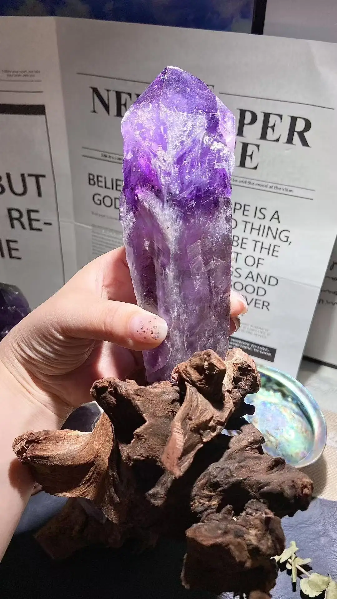Natural Brazilian Amethyst Crystal Staff, Energy Gemstone, Home And Office Decoration, Gift, Meditation Divination, Feng Shui He
Natural Brazilian Amethyst Crystal Staff, Energy Gemstone, Home And Office Decoration, Gift, Meditation Divination, Feng Shui He
