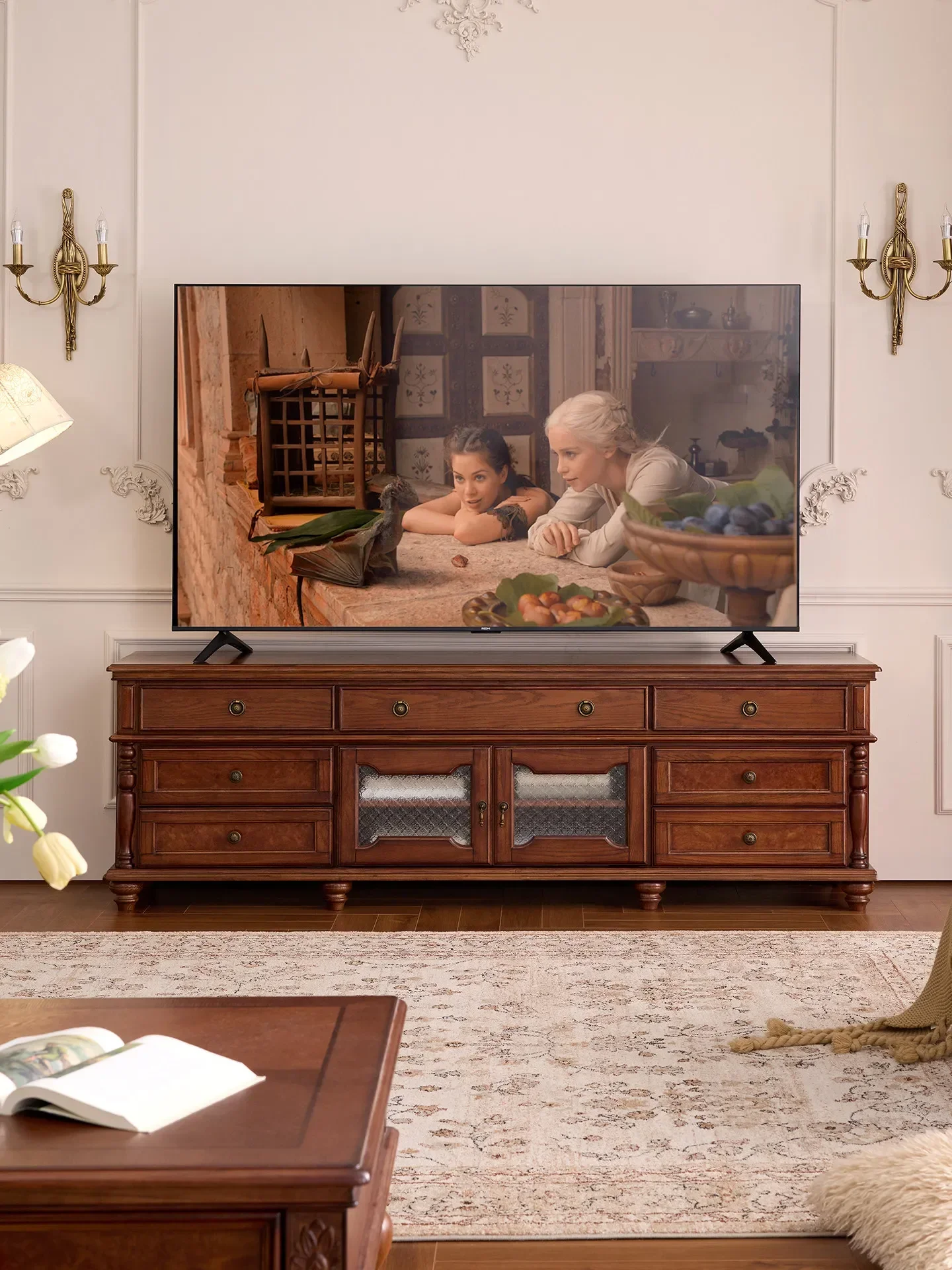 H1 retro solid wood TV cabinet floor-to-ceiling French living room home light luxury high-end sense
H1 retro solid wood TV cabinet floor-to-ceiling French living room home light luxury high-end sense