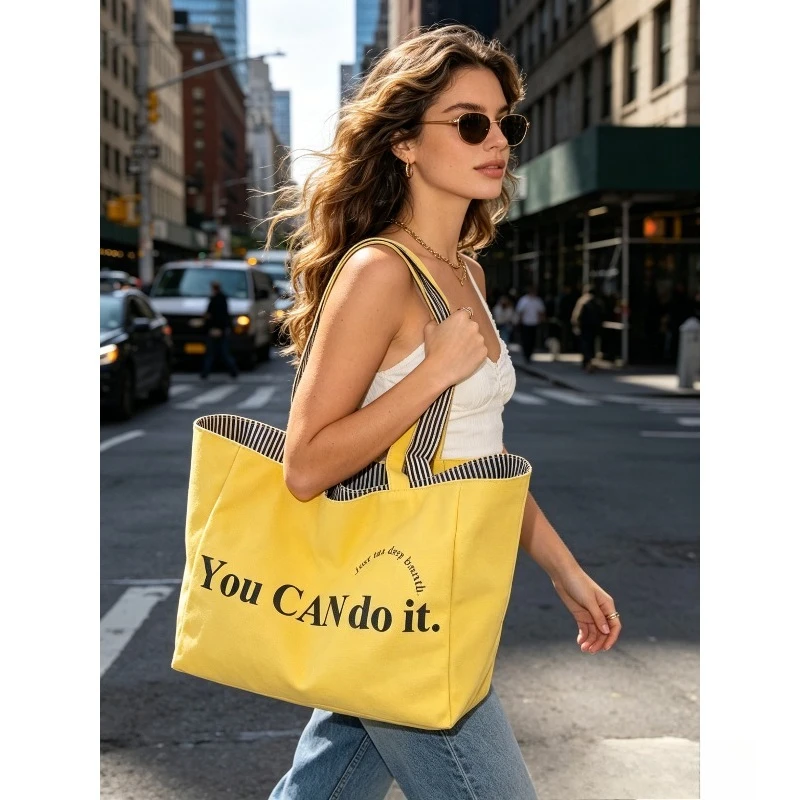 1pcs Letter Striped Tote Bag Reversible Large Capacity Casual Shoulder Handbag For Outdoor
1pcs Letter Striped Tote Bag Reversible Large Capacity Casual Shoulder Handbag For Outdoor