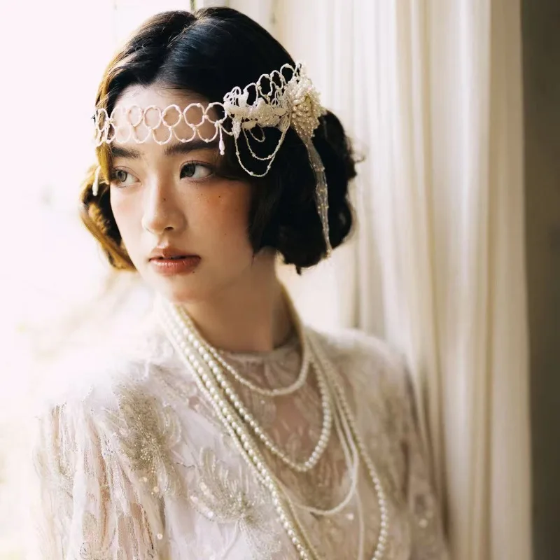 Retro French bridal headgear original new beautiful super fairy atmosphere niche high-end wedding photo accessories
Retro French bridal headgear original new beautiful super fairy atmosphere niche high-end wedding photo accessories