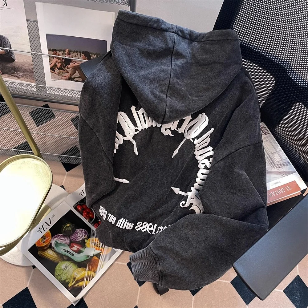 Мужская толстовка большого размера с длинными рукавами, винтажный кардиган свободного кроя, уличный стиль, верхняя одежда для пар, осенняя модная молодежная модель
Мужская толстовка большого размера с длинными рукавами, винтажный кардиган свободного кроя, уличный стиль, верхняя одежда для пар, осенняя модная молодежная модель