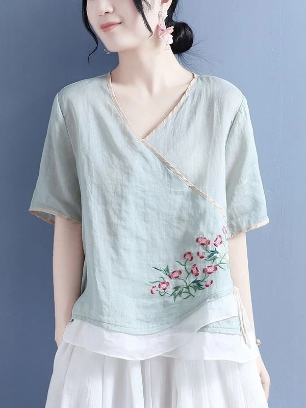 New Chinese Style Women's Linen Shirt Summer T-Shirt Embroidered Tea Costume Short Sleeve V-Neck Patchwork Cotton Linen Top
New Chinese Style Women's Linen Shirt Summer T-Shirt Embroidered Tea Costume Short Sleeve V-Neck Patchwork Cotton Linen Top