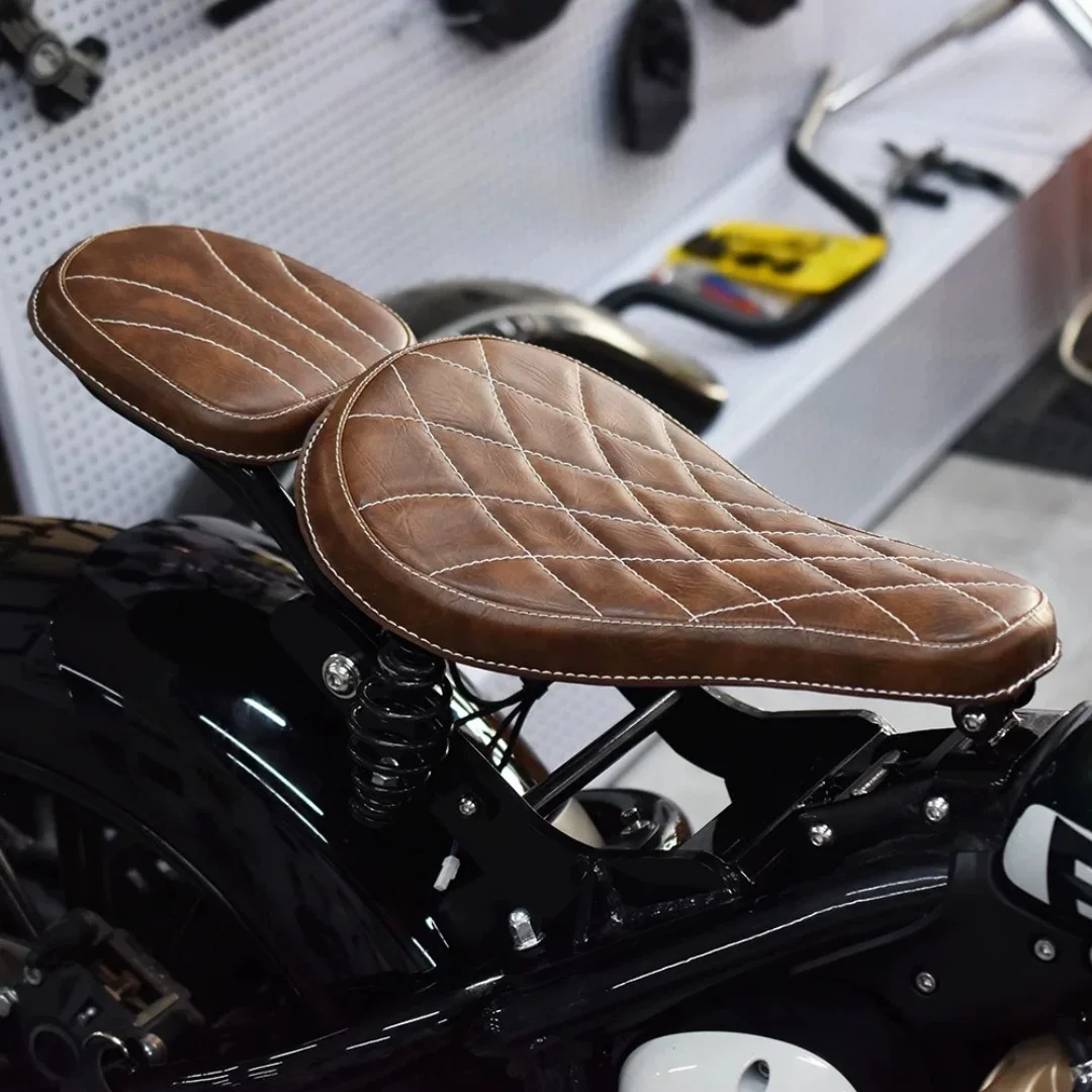 For Benda Napoleon 250 Rear Seat Upgrade Kit - Foldable Double-Seater Concealed Seat Retro Checkered Single-Seater Seat Cushion
For Benda Napoleon 250 Rear Seat Upgrade Kit - Foldable Double-Seater Concealed Seat Retro Checkered Single-Seater Seat Cushion