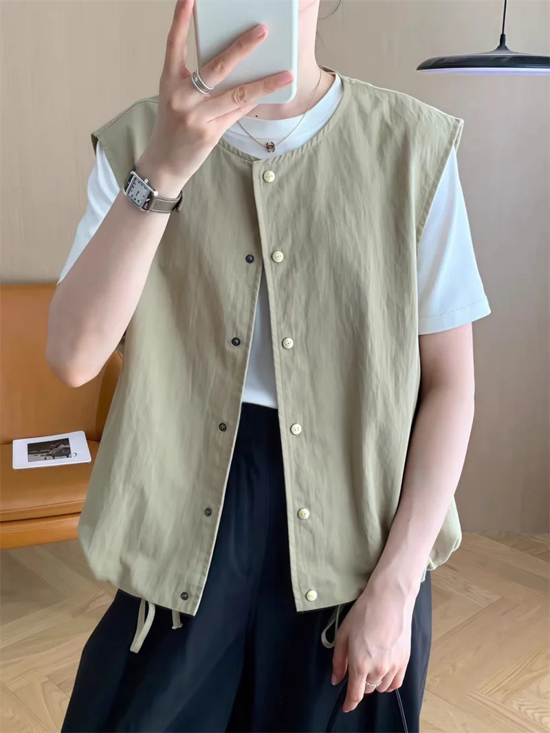 Faionable round Ne Svel Vest Women's Early Autumn New Loose Casual Versatile Tank Top Trendy Commute Sle Pure Color
Faionable round Ne Svel Vest Women's Early Autumn New Loose Casual Versatile Tank Top Trendy Commute Sle Pure Color