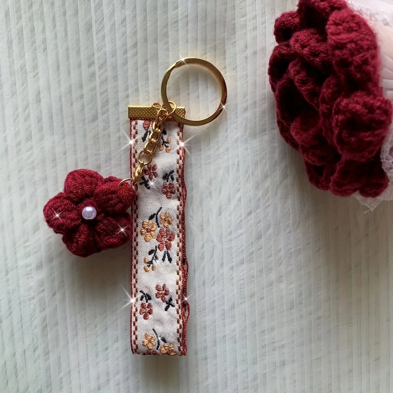 Ethnic Handmade Knitted Keychain, bubble flower crochet charm for bags and daily decoration
Ethnic Handmade Knitted Keychain, bubble flower crochet charm for bags and daily decoration