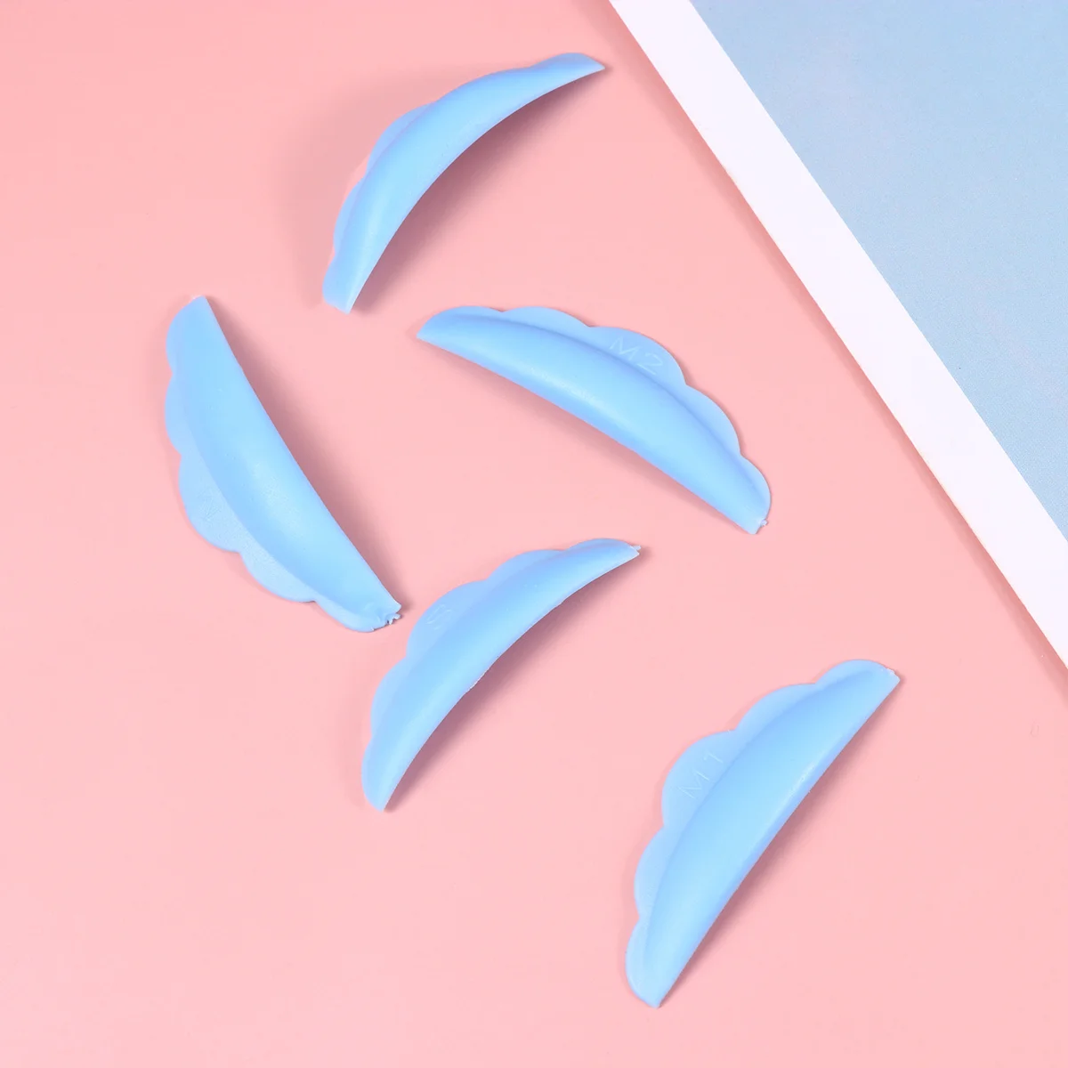 5Pairs Silicone Eyelash Perm Gaskets Reusable Lash Styling Pads for Extensions Grafting Fix Root Brush Gently 15-20 Minutes
5Pairs Silicone Eyelash Perm Gaskets Reusable Lash Styling Pads for Extensions Grafting Fix Root Brush Gently 15-20 Minutes