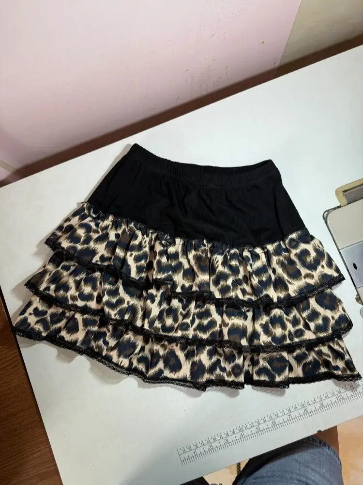 Autumn New Hot Chick Subculture Puff Skirt Y2k Gothic Leopard Print High Waisted Short Skirts Aesthetic Patchwork Slim Outfits
Autumn New Hot Chick Subculture Puff Skirt Y2k Gothic Leopard Print High Waisted Short Skirts Aesthetic Patchwork Slim Outfits
