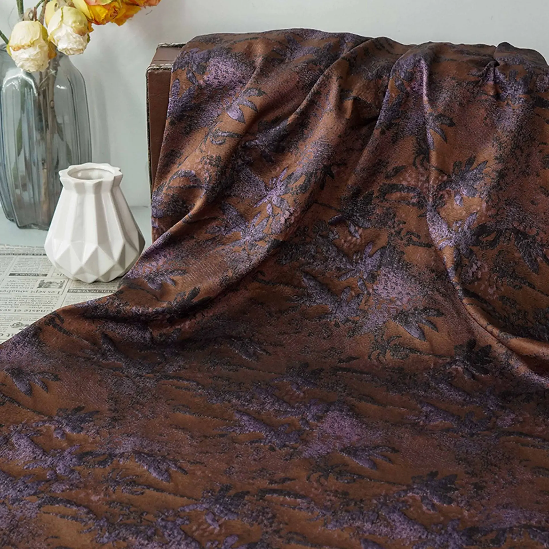 Embossed Yarn Dyed Jacquard Fabric Retro Evening Gown Dress Vest Bags Decorative Handmade Sewing Fabric
Embossed Yarn Dyed Jacquard Fabric Retro Evening Gown Dress Vest Bags Decorative Handmade Sewing Fabric