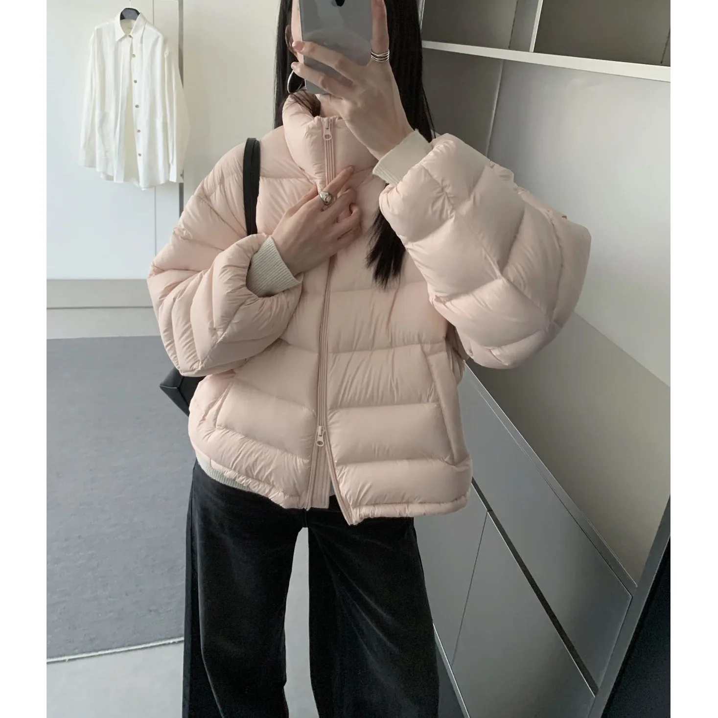 2026 Winter New Cotton Hot Sale Dopamine Fashion Versatile Casual Short Thick Puff Jacket Women's Clothing
2026 Winter New Cotton Hot Sale Dopamine Fashion Versatile Casual Short Thick Puff Jacket Women's Clothing