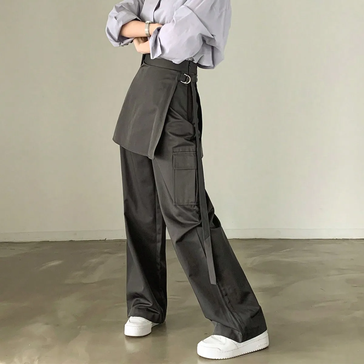 American Design High-Waist Cargo Pants for Women 2025 New Spring & Fall Lazy and Relaxed Loose Straight Suit
American Design High-Waist Cargo Pants for Women 2025 New Spring & Fall Lazy and Relaxed Loose Straight Suit