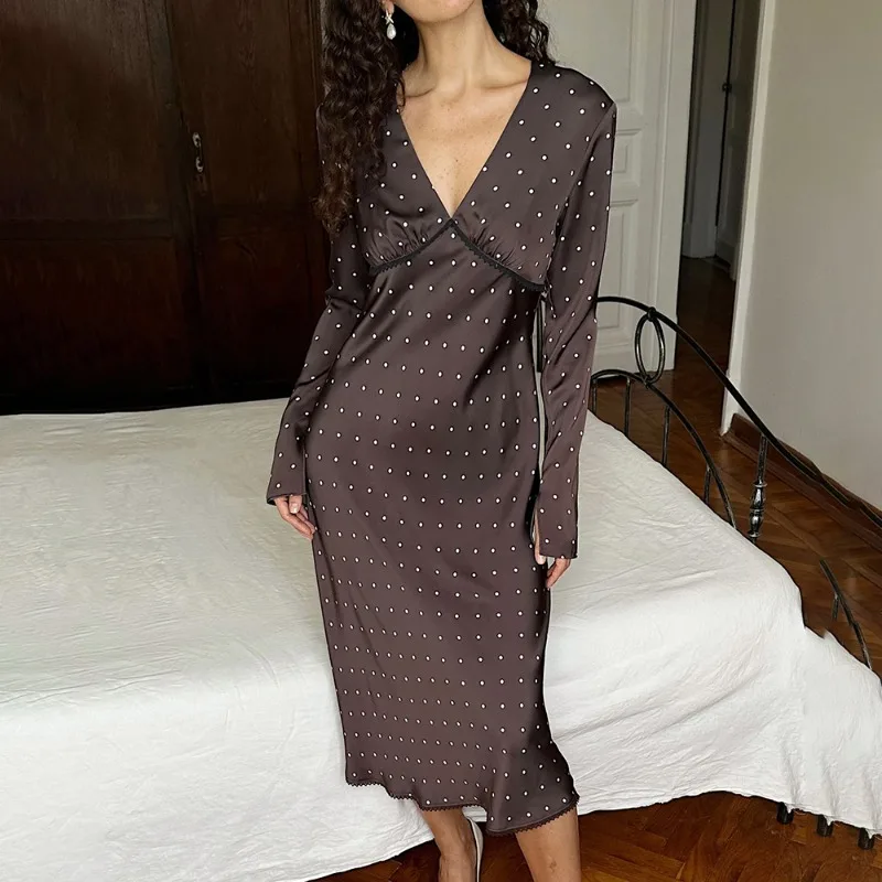 Tuularose Retro Polka Dot Maxi Dress Women Fashion Printed Lace Patchwork Dress Elegant Luxury Summer Female Party Evening Dress
Tuularose Retro Polka Dot Maxi Dress Women Fashion Printed Lace Patchwork Dress Elegant Luxury Summer Female Party Evening Dress