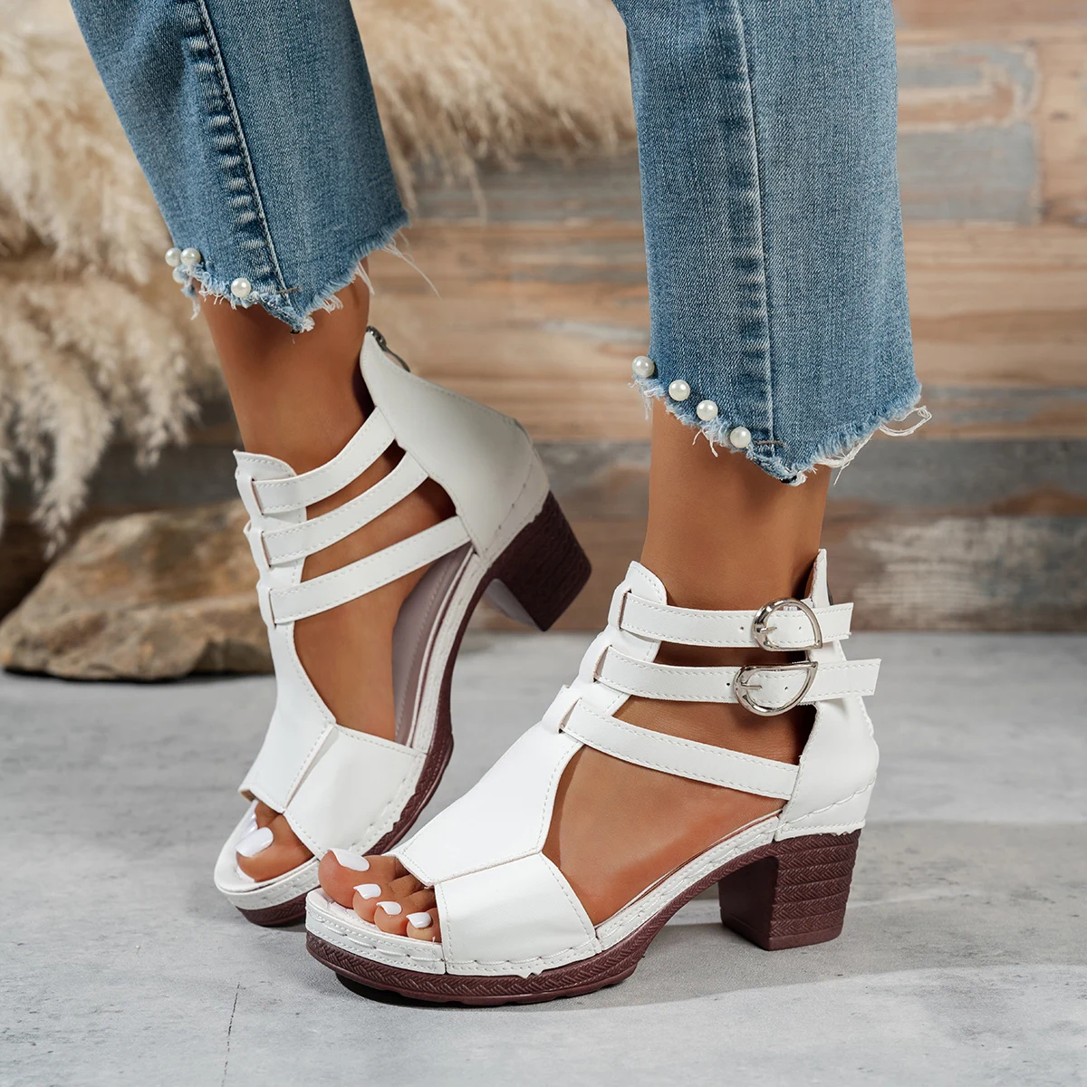 *Fashionable Hot Sexy Elegant High Heels for Women Summer New Round Headed Fish Mouth Temperament Comfortable Casual Sandals
*Fashionable Hot Sexy Elegant High Heels for Women Summer New Round Headed Fish Mouth Temperament Comfortable Casual Sandals