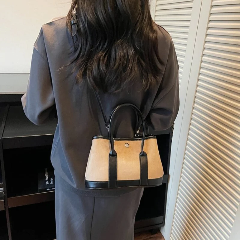 Trendy Fanny Pack With Multiple Pockets Women Pu Leather Handbag Adjustable Strap Casual Outdoor Bag
Trendy Fanny Pack With Multiple Pockets Women Pu Leather Handbag Adjustable Strap Casual Outdoor Bag