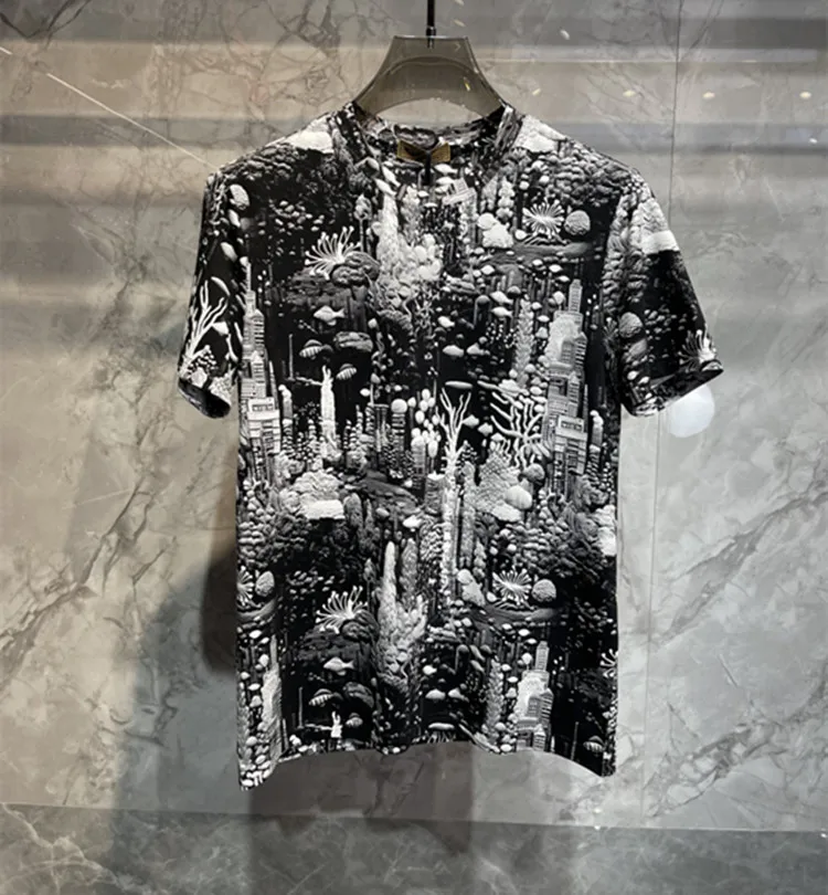 European and American men's clothing summer new Short sleeve Round neck Digital printing Fashionable cotton T-shirt XXXL
European and American men's clothing summer new Short sleeve Round neck Digital printing Fashionable cotton T-shirt XXXL