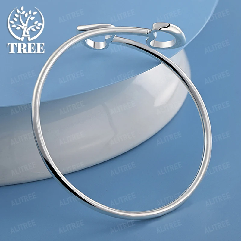 Fine 925 Sterling Silver Heart Bangles Couple Fashion Jewelry For Women Romantic Wedding Party Valentine's Day Gift Accessories
Fine 925 Sterling Silver Heart Bangles Couple Fashion Jewelry For Women Romantic Wedding Party Valentine's Day Gift Accessories