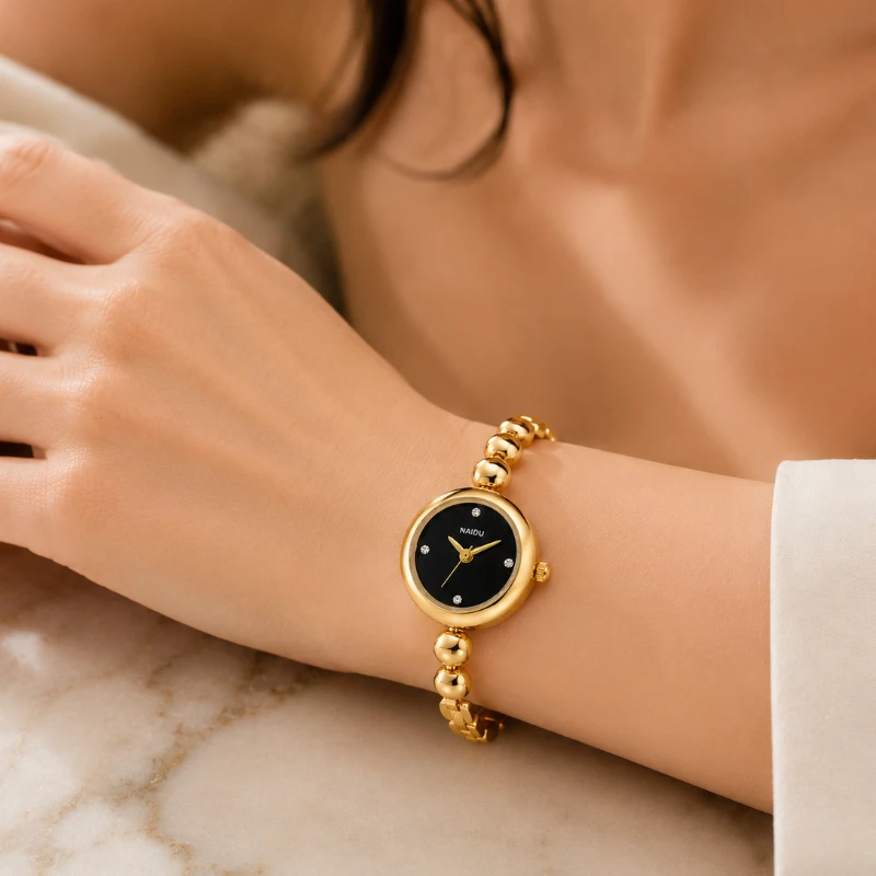 2026 New Luxury Diamond Gold Women's Watch Round Dial Small Exquisite Beaded Bracelet Quartz Ladies Wristwatch Gift Montre Femme
2026 New Luxury Diamond Gold Women's Watch Round Dial Small Exquisite Beaded Bracelet Quartz Ladies Wristwatch Gift Montre Femme