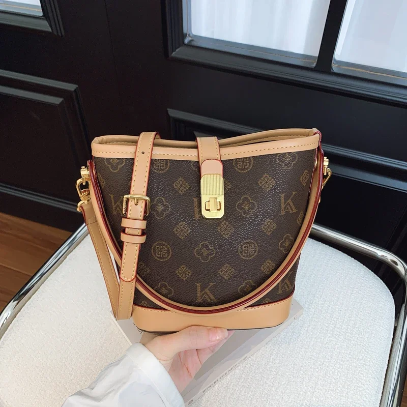 Luxury Parisian Textured Leather Designer Diaper Bag Chic Crossbody Handbag For Women Elegant Shoulder Tote
Luxury Parisian Textured Leather Designer Diaper Bag Chic Crossbody Handbag For Women Elegant Shoulder Tote