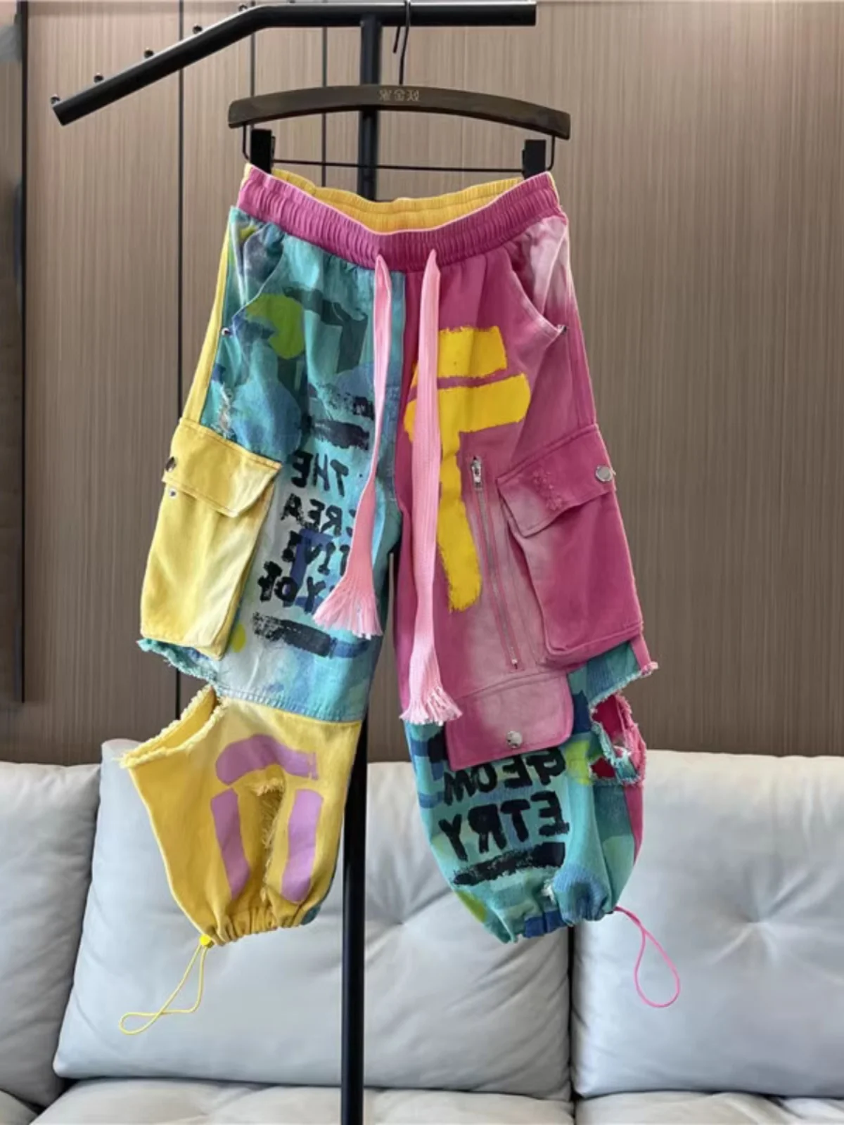 Original Hip Hop Denim Jeans Women's Summer New Elastic Waist Hole Workwear Straight Leg Cuffed Seven-Foot Trendy Pants
Original Hip Hop Denim Jeans Women's Summer New Elastic Waist Hole Workwear Straight Leg Cuffed Seven-Foot Trendy Pants