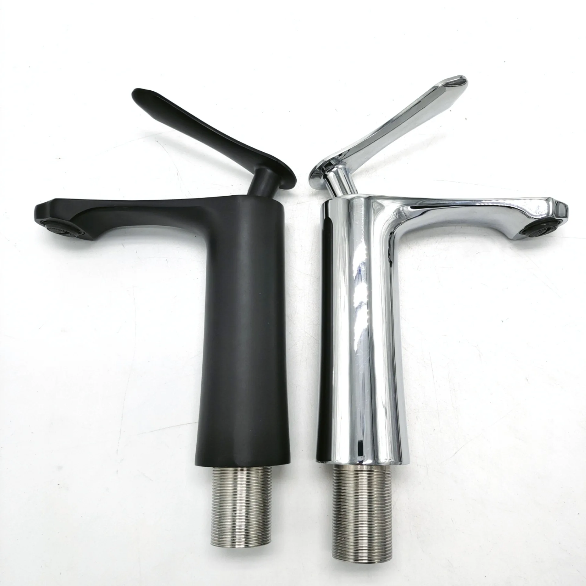 Home decoration, bathroom, washbasin, faucet, kitchen sink, hot and cold faucet, raised bathroom paint faucet
Home decoration, bathroom, washbasin, faucet, kitchen sink, hot and cold faucet, raised bathroom paint faucet