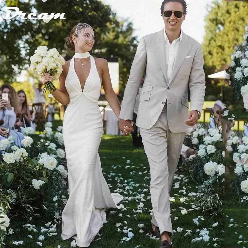 Dream Customized Simple V-Neck Halter Mermaid Crepe Wedding Dress For Women Boheimian Backless Sweep Train Bridal Gown 2025
Dream Customized Simple V-Neck Halter Mermaid Crepe Wedding Dress For Women Boheimian Backless Sweep Train Bridal Gown 2025
