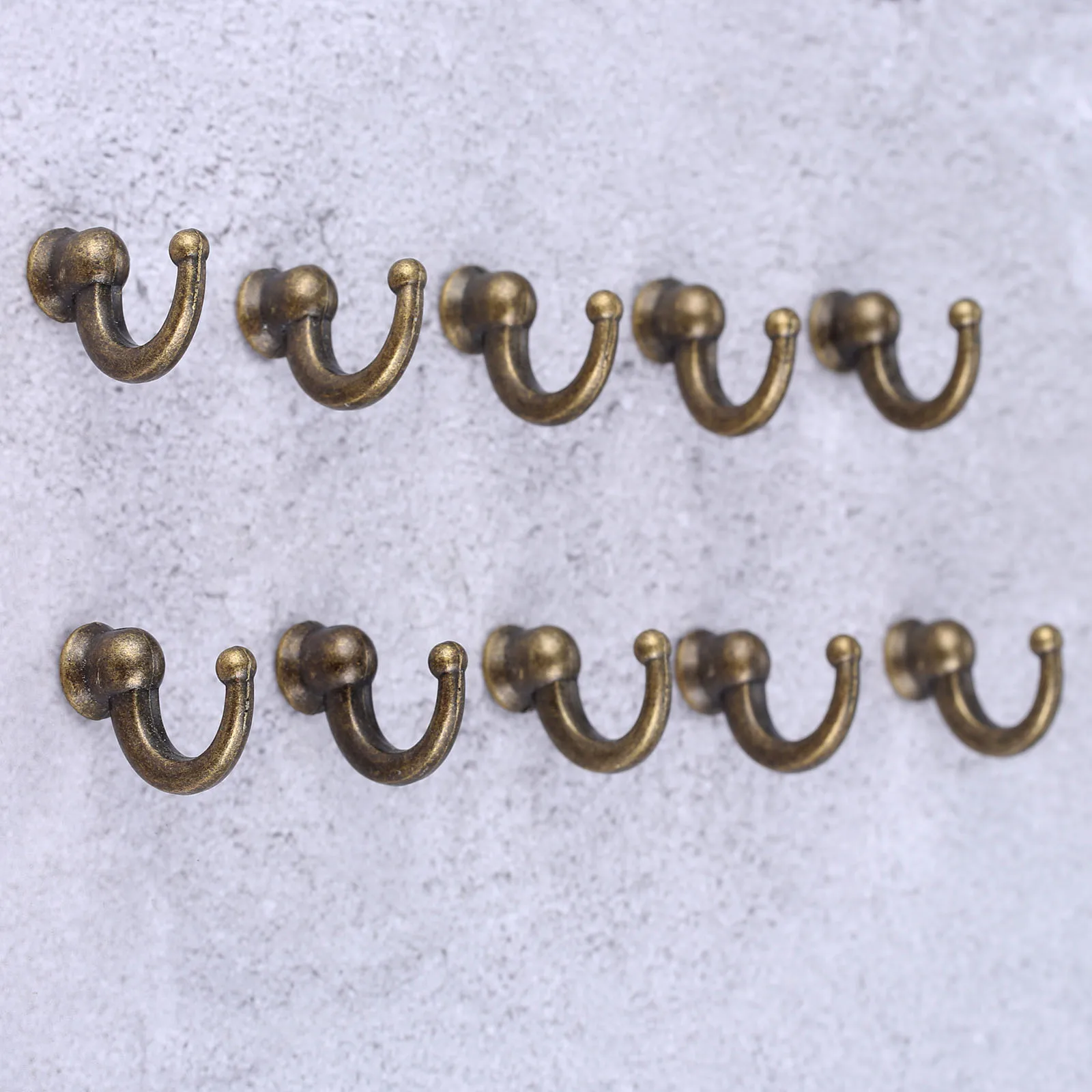 10Pcs Bathroom Kitchen Hanger Vintage Hooks Wall Hanger For For Hanging Towel Clothes Hat Bag Furniture Hardware W/Screws
10Pcs Bathroom Kitchen Hanger Vintage Hooks Wall Hanger For For Hanging Towel Clothes Hat Bag Furniture Hardware W/Screws