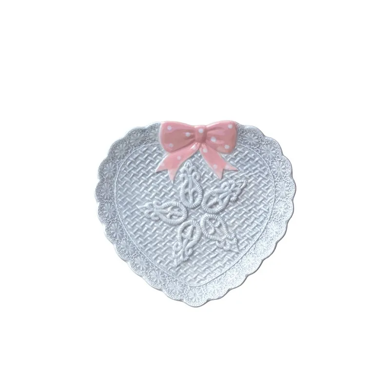 French hand-painted relief ceramic cup plate heart-shaped cute style breakfast plate square
French hand-painted relief ceramic cup plate heart-shaped cute style breakfast plate square