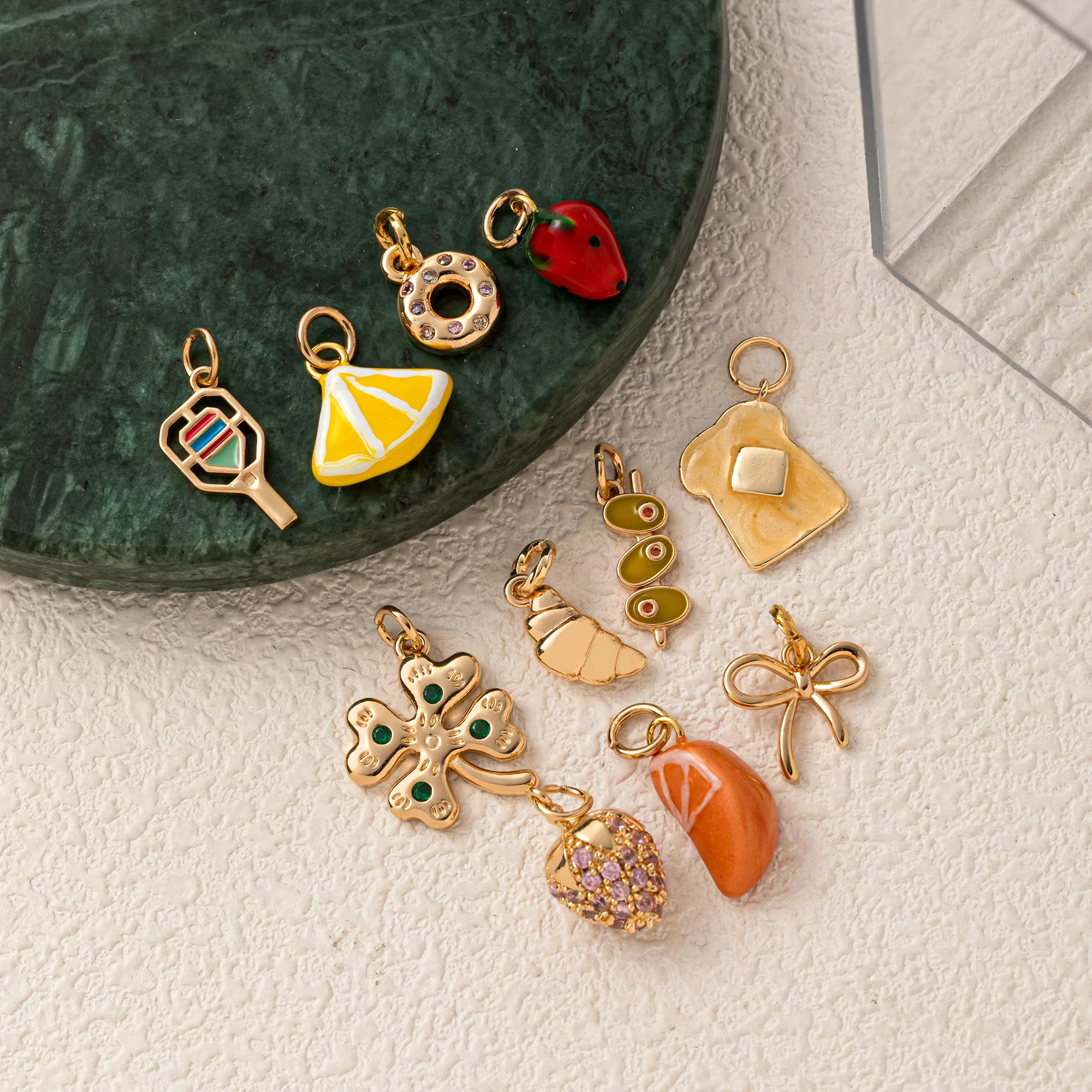 Wholesale 4pcs/lot Fashion Clover Fruit Hornbread DIY Pendant Accessories Multi PC Set Pendant Gold Plated
Wholesale 4pcs/lot Fashion Clover Fruit Hornbread DIY Pendant Accessories Multi PC Set Pendant Gold Plated