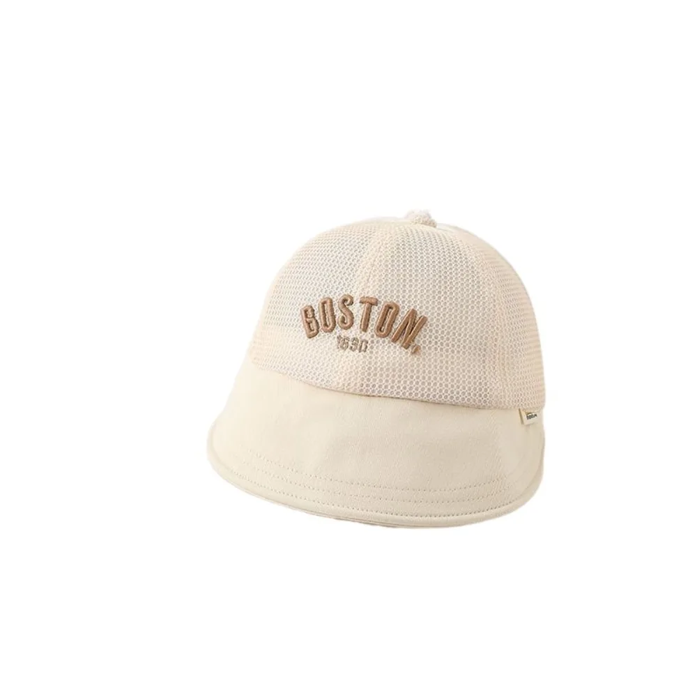 Fashion Letter Baby Baseball Cap Hollow Mesh Children Sun Hat Visor Peaked Hat Outdoor Peaked Hat 
Fashion Letter Baby Baseball Cap Hollow Mesh Children Sun Hat Visor Peaked Hat Outdoor Peaked Hat