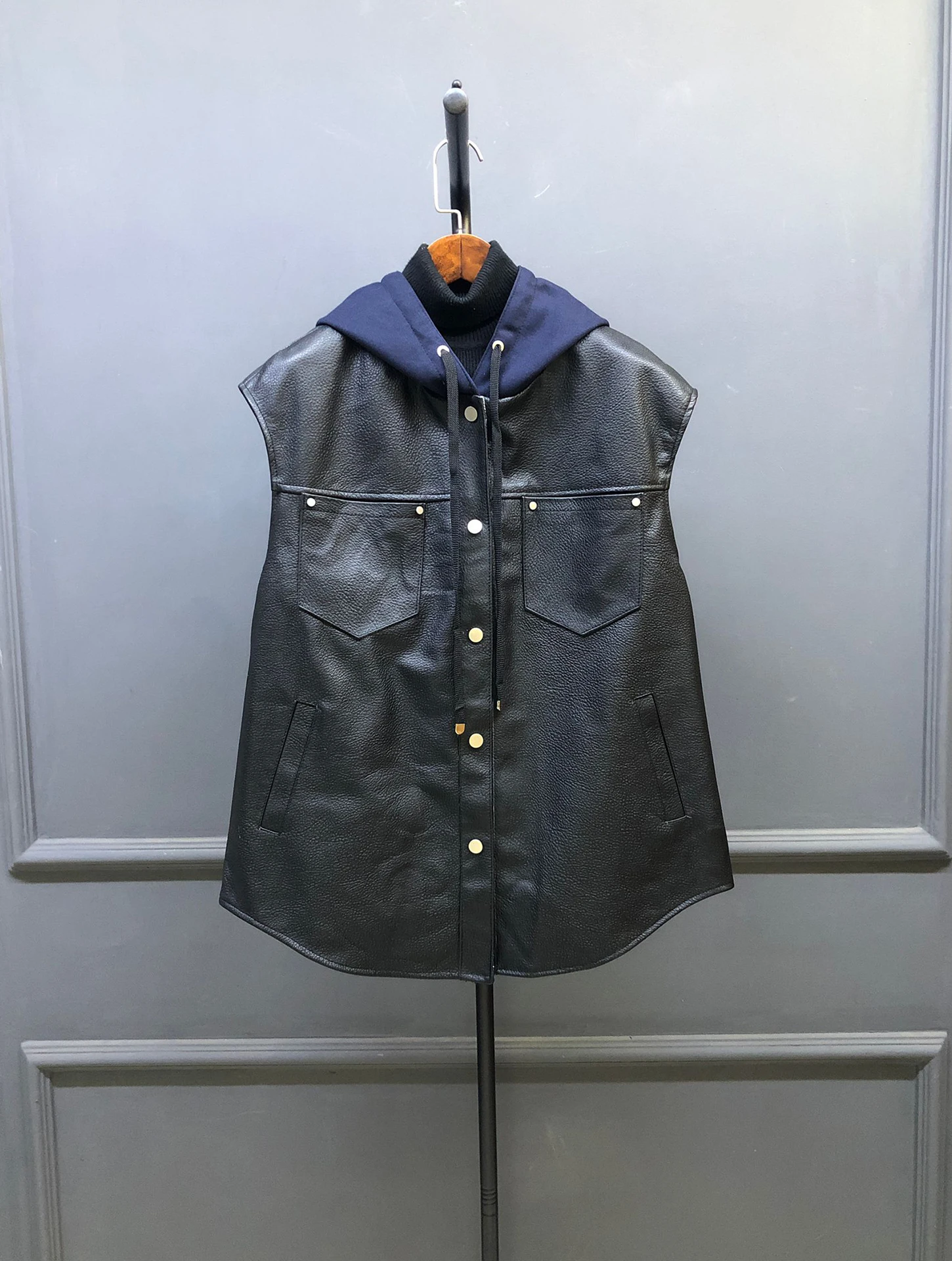 Lamb Skin Leather Jaet Loose Fit Hoodie Svel Lychee Pattern Women's Faion Motorcycle Sle Vest Commute Sle Coat
Lamb Skin Leather Jaet Loose Fit Hoodie Svel Lychee Pattern Women's Faion Motorcycle Sle Vest Commute Sle Coat