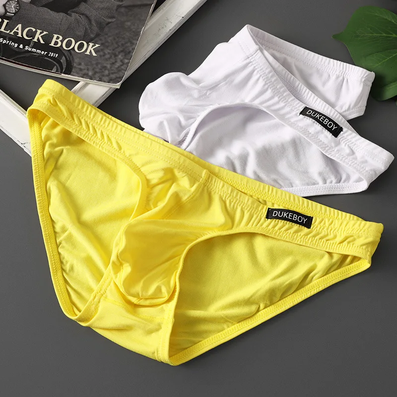 Men's triangle pants new foreign trade fashion low waist breathable Modal tight underwear solid color bikini 3PCS
Men's triangle pants new foreign trade fashion low waist breathable Modal tight underwear solid color bikini 3PCS