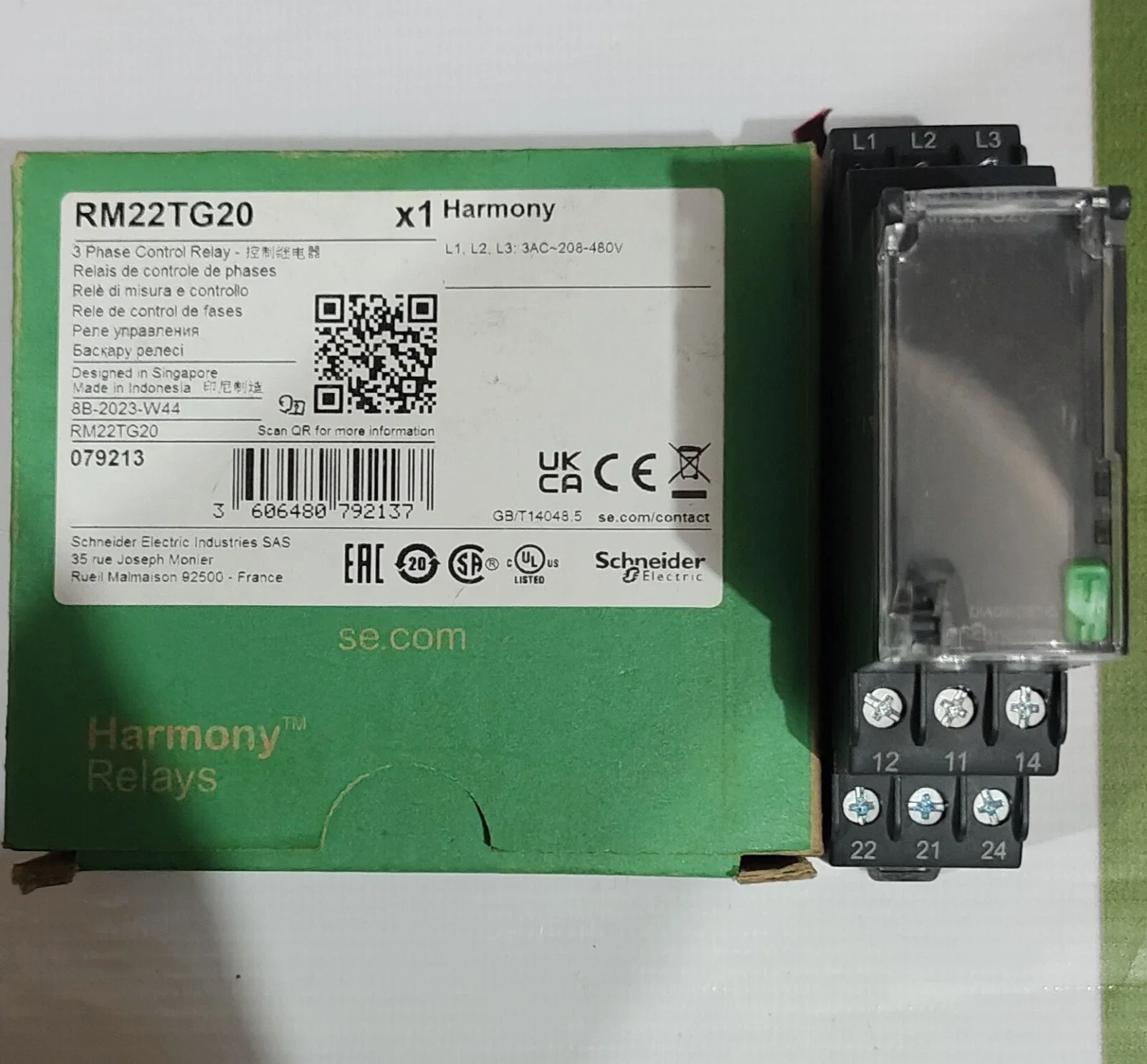 RM22TG20 Harmony, Modular 3-phase supply control relay, 8A, 2 CO, 183…528VAC
RM22TG20 Harmony, Modular 3-phase supply control relay, 8A, 2 CO, 183…528VAC