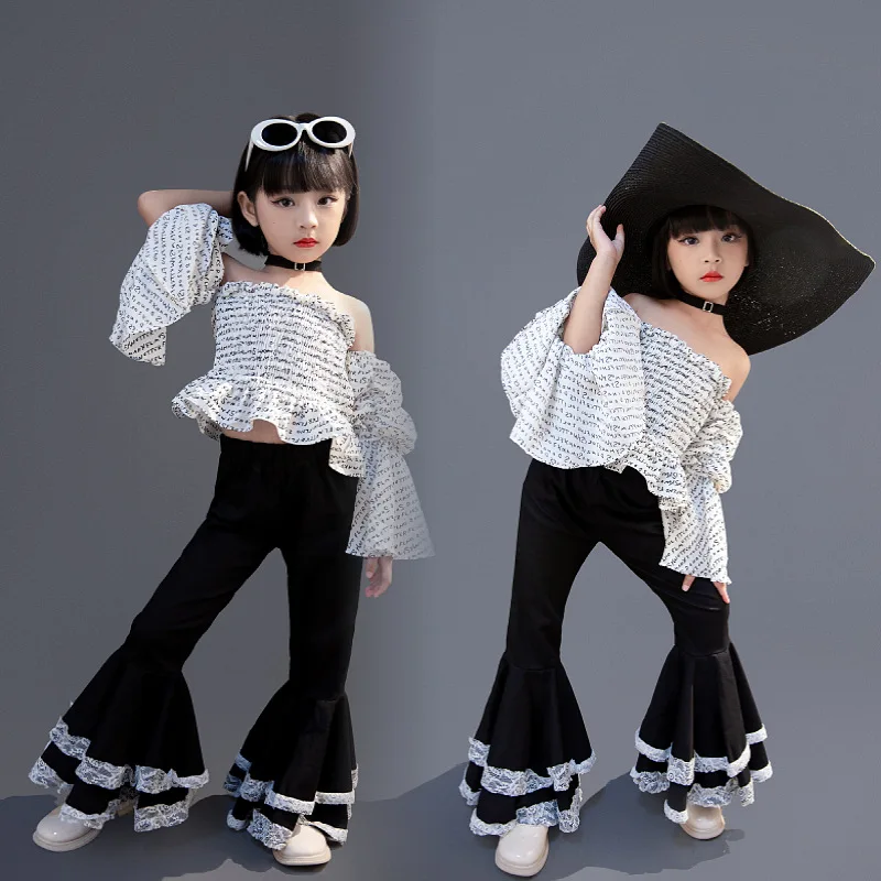 Girls 80-90 Years Old Retro Hong Kong Style Flared Pants Runway Fashion Catwalk Trendy Clothes Personalized Locomotive Rock Styl
Girls 80-90 Years Old Retro Hong Kong Style Flared Pants Runway Fashion Catwalk Trendy Clothes Personalized Locomotive Rock Styl