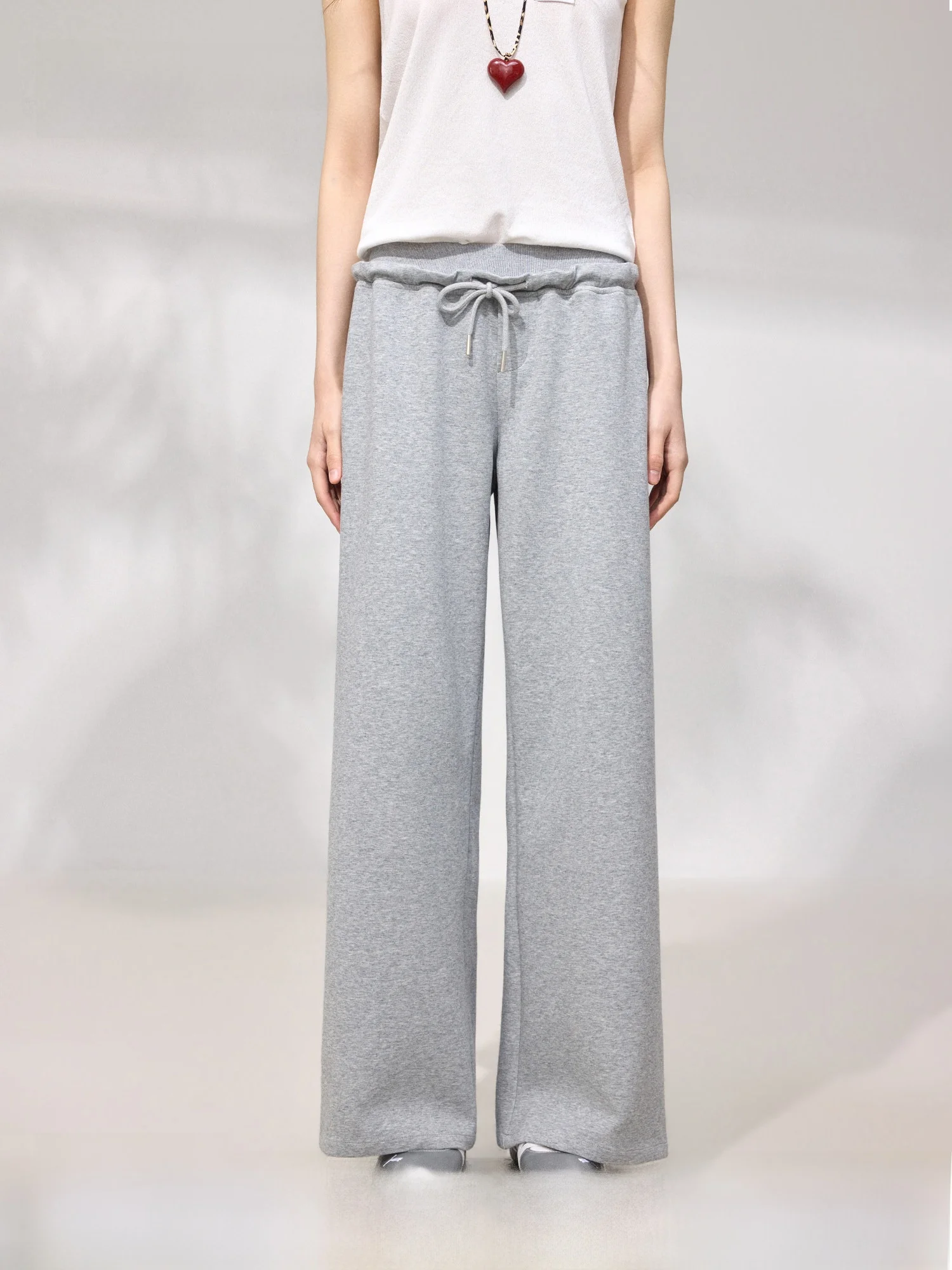 Gray Straight Leg Sweatpants Women's Spring Skirt Cuff Casual Sports High Waist Drawstring Long Trousers Asymmetric Commute L...
Gray Straight Leg Sweatpants Women's Spring Skirt Cuff Casual Sports High Waist Drawstring Long Trousers Asymmetric Commute L...