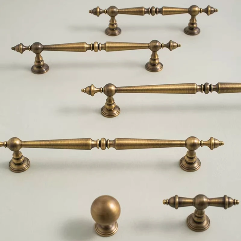 Brass Furniture Handle Drawer Knob Antique Palace Court Style Kitchen Cabinet Door Handles Cupboard Wardrobe Pulls Vintage Knobs
Brass Furniture Handle Drawer Knob Antique Palace Court Style Kitchen Cabinet Door Handles Cupboard Wardrobe Pulls Vintage Knobs