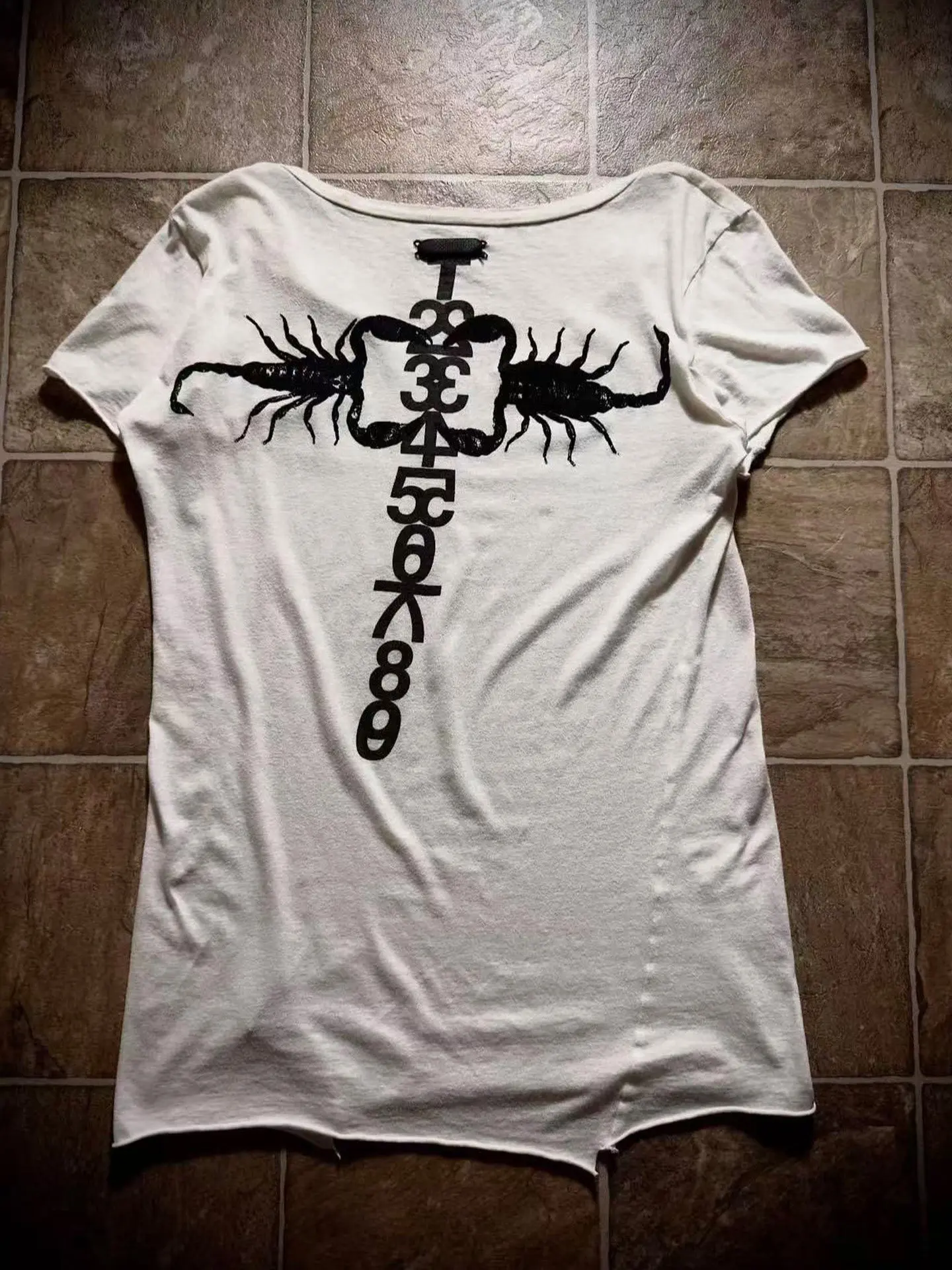 Ifsixwasninelgbl.g.b Rare Scorpion Scorpion Short Sleeve V-Neck T-Shirt
Ifsixwasninelgbl.g.b Rare Scorpion Scorpion Short Sleeve V-Neck T-Shirt