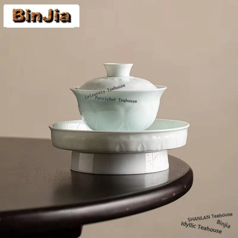 130ml Chinese Misty Blue Porcelain Gaiwan Creative Lotus Petal Tea Tureen Handmade Tea Making Cover Bowl Tea Services Decoration
130ml Chinese Misty Blue Porcelain Gaiwan Creative Lotus Petal Tea Tureen Handmade Tea Making Cover Bowl Tea Services Decoration