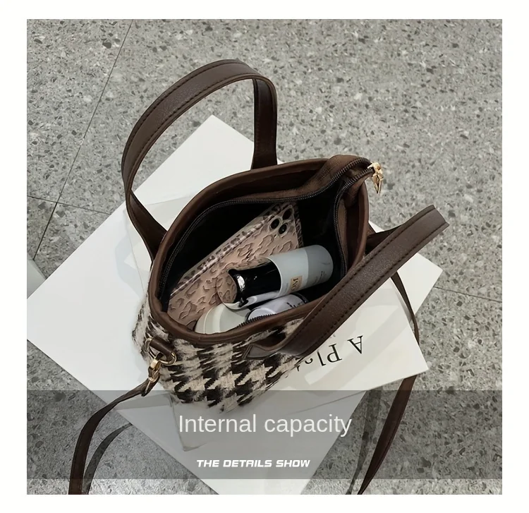 Women's crossbody bag, new style versatile single shoulder handbag crossbody bag
Women's crossbody bag, new style versatile single shoulder handbag crossbody bag