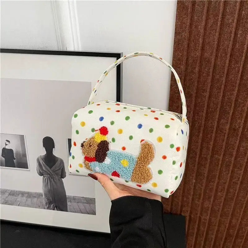Kawaii polka dot puppy embroidered fluff cosmetic bag high-end female portable large-capacity travel storage toiletry bag
Kawaii polka dot puppy embroidered fluff cosmetic bag high-end female portable large-capacity travel storage toiletry bag