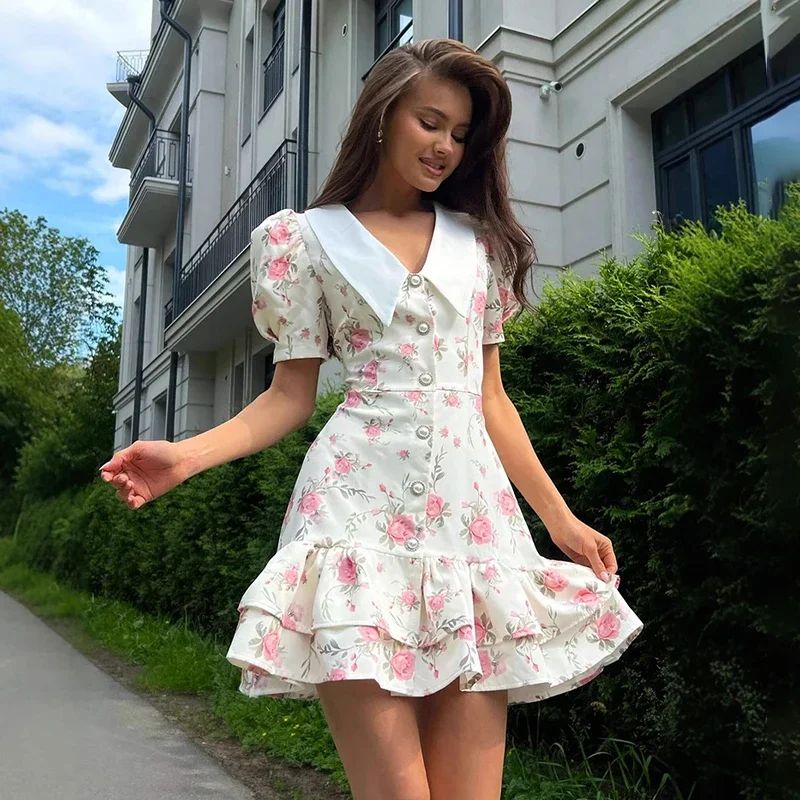 Print Puff Sleeves Ruffled Dress Women's V-Neck High Waist Pearl Buttons Mini Dress Female Casual Vacation Fashion Dress
Print Puff Sleeves Ruffled Dress Women's V-Neck High Waist Pearl Buttons Mini Dress Female Casual Vacation Fashion Dress