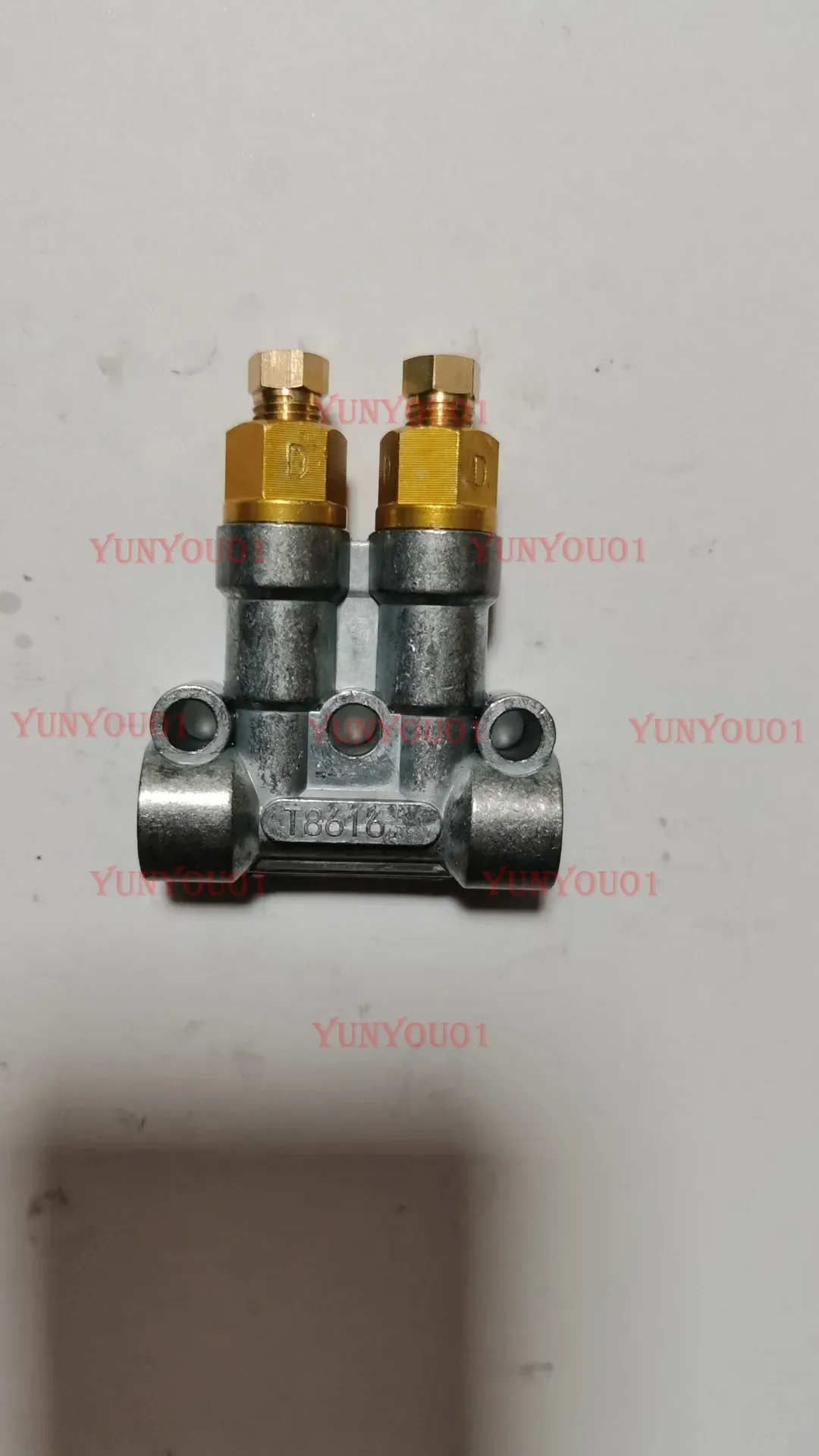 T8616 T8617 T8618 T8619 Three Wave Quantitative Thin Oil Grease Distributor for Machine Tool Lubrication
T8616 T8617 T8618 T8619 Three Wave Quantitative Thin Oil Grease Distributor for Machine Tool Lubrication