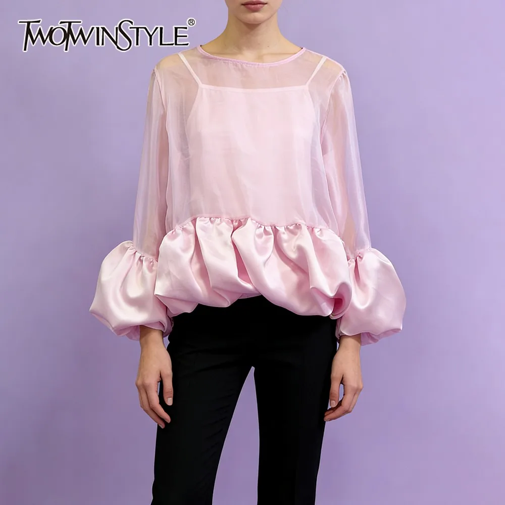 TWOTWINSTYLE Solid Spliced Folds Chic T Shirt Female O Neck Long Sleeve Loose Korean Sweet Women's T Shirts Autumn Fashion New
TWOTWINSTYLE Solid Spliced Folds Chic T Shirt Female O Neck Long Sleeve Loose Korean Sweet Women's T Shirts Autumn Fashion New