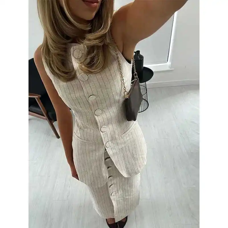 Льняной жилет в полоску Ele 2024: Модный женский повседневный жилет из дышащего материала для осенней коллекции
Льняной жилет в полоску Ele 2024: Модный женский повседневный жилет из дышащего материала для осенней коллекции